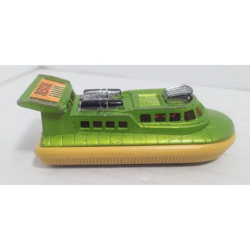 1972 MATCHBOX LESNEY SUPERFAST RECUE HOVERCRAFT #72 & 2 GREEN DIECAST